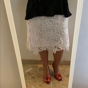 Lace skirt